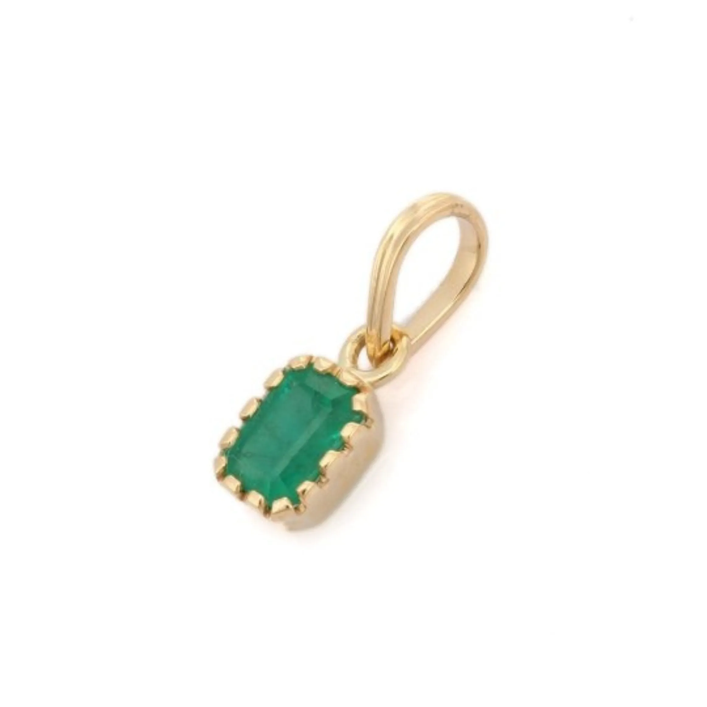 18K Gold Emerald Pendant