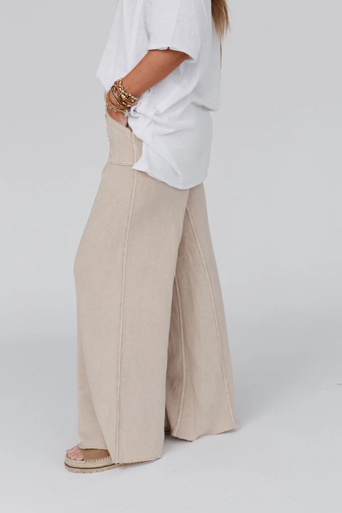 Relaxing Robin Wide Leg Pant - New Taupe