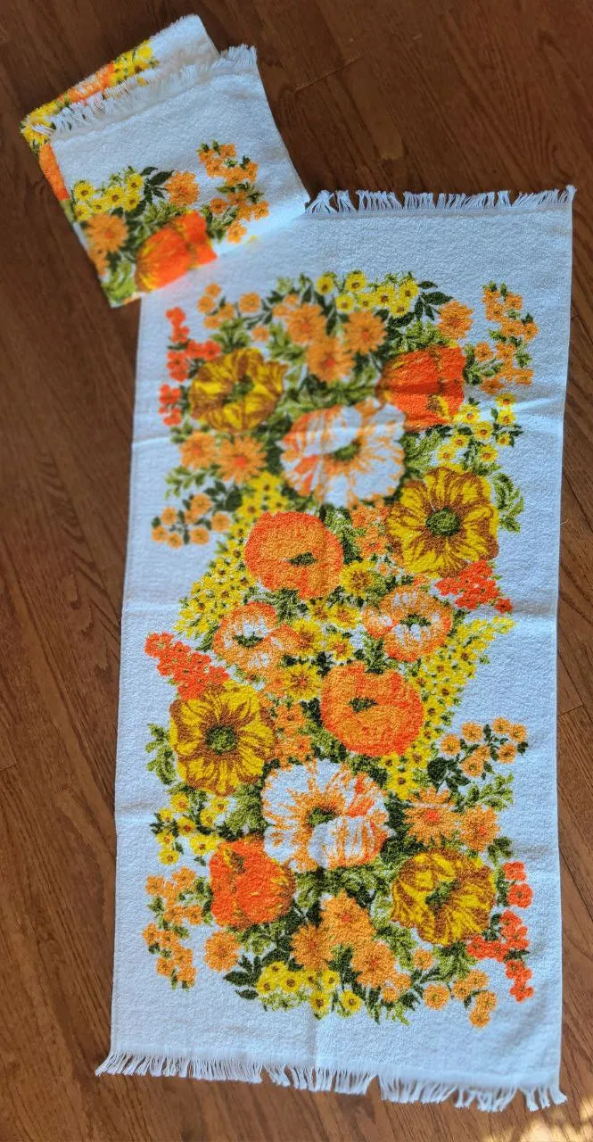 Vintage Towel Set Orange & Yellow Flowers